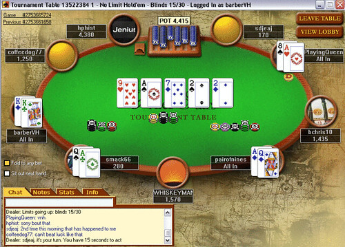 Poker online table in action